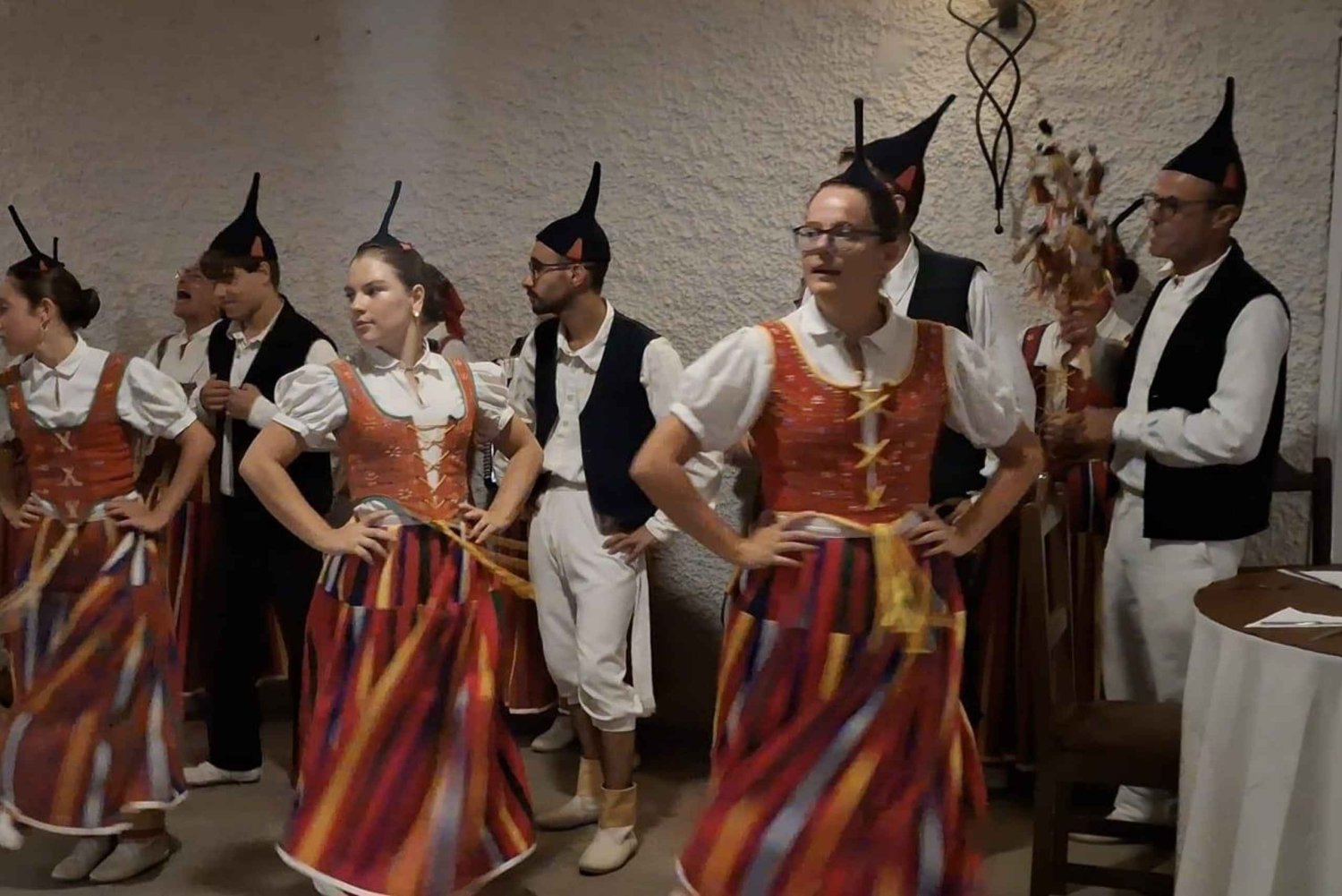 Traditional Dinner and Bailinho da Madeira Show