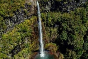 Trail to Wind Lagoon – Explore Levada do Alecrim