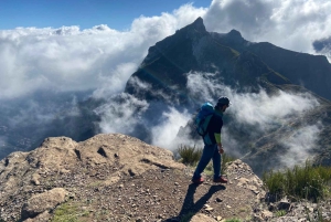 Transfer von Porto da Cruz nach Pico Ruivo - Arieiro oder PR9