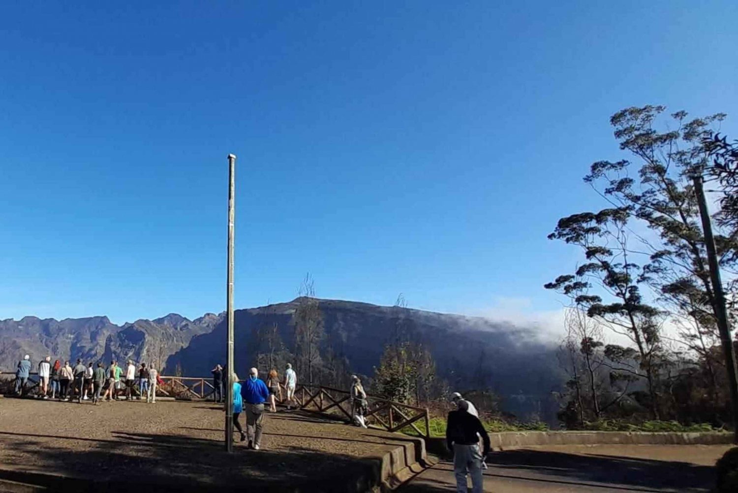 Madeira: Câmara de Lobos och Cabo Girão:Oförglömligt äventyr 4*4:varaktighet3,5 timmar