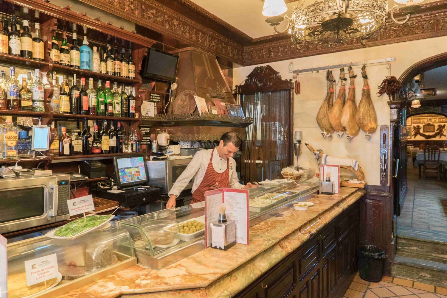 2.5-Hour Evening Tapas Tour through Madrid