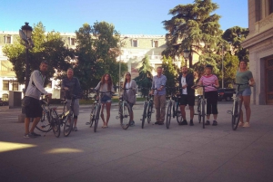 Madrid: tour in bici di 3 ore in piccoli gruppi