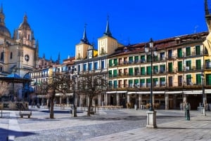 Segovia from Madrid: Entrance to the Cathedral and Alcazar