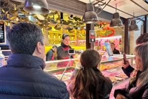 Degustazione di tonno rosso nel mercato più prestigioso della Spagna