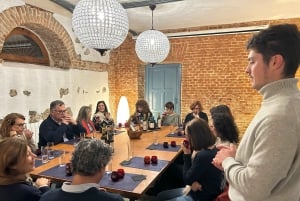 Посещение мельницы по производству оливкового масла и дегустация масла с аперитивом и блюдами и вином на пару