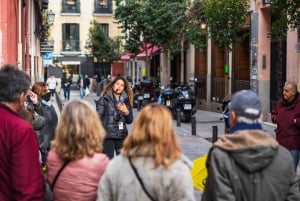 Discover the Barrio de las Letras: Walking Tour through the Heart of Madrid!