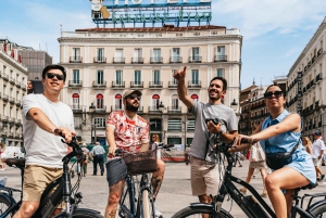 Entdecke Madrid mit dem Fahrrad und fotografiere mit Benja