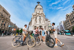 Entdecke Madrid mit dem Fahrrad und fotografiere mit Benja