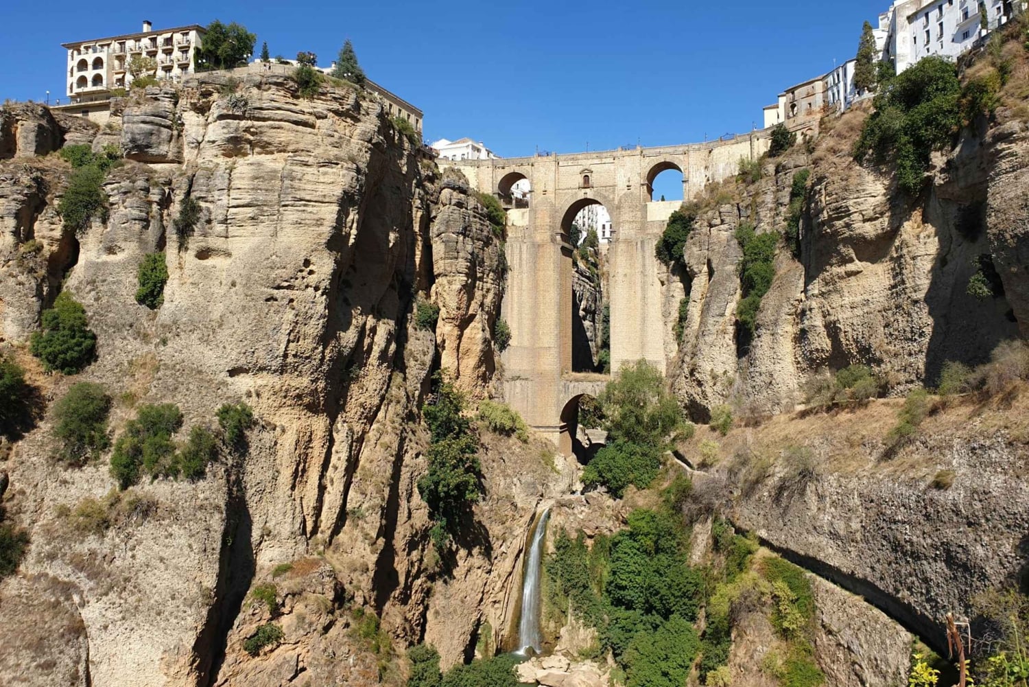 Madridista: Andalusia 4 päivää ja 3 yötä lipuilla Madridista: Andalusia 4 päivää ja 3 yötä lippuineen