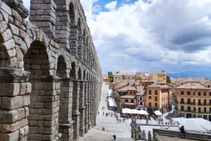 Z Madrytu: całodniowa wycieczka Avila i Segovia
