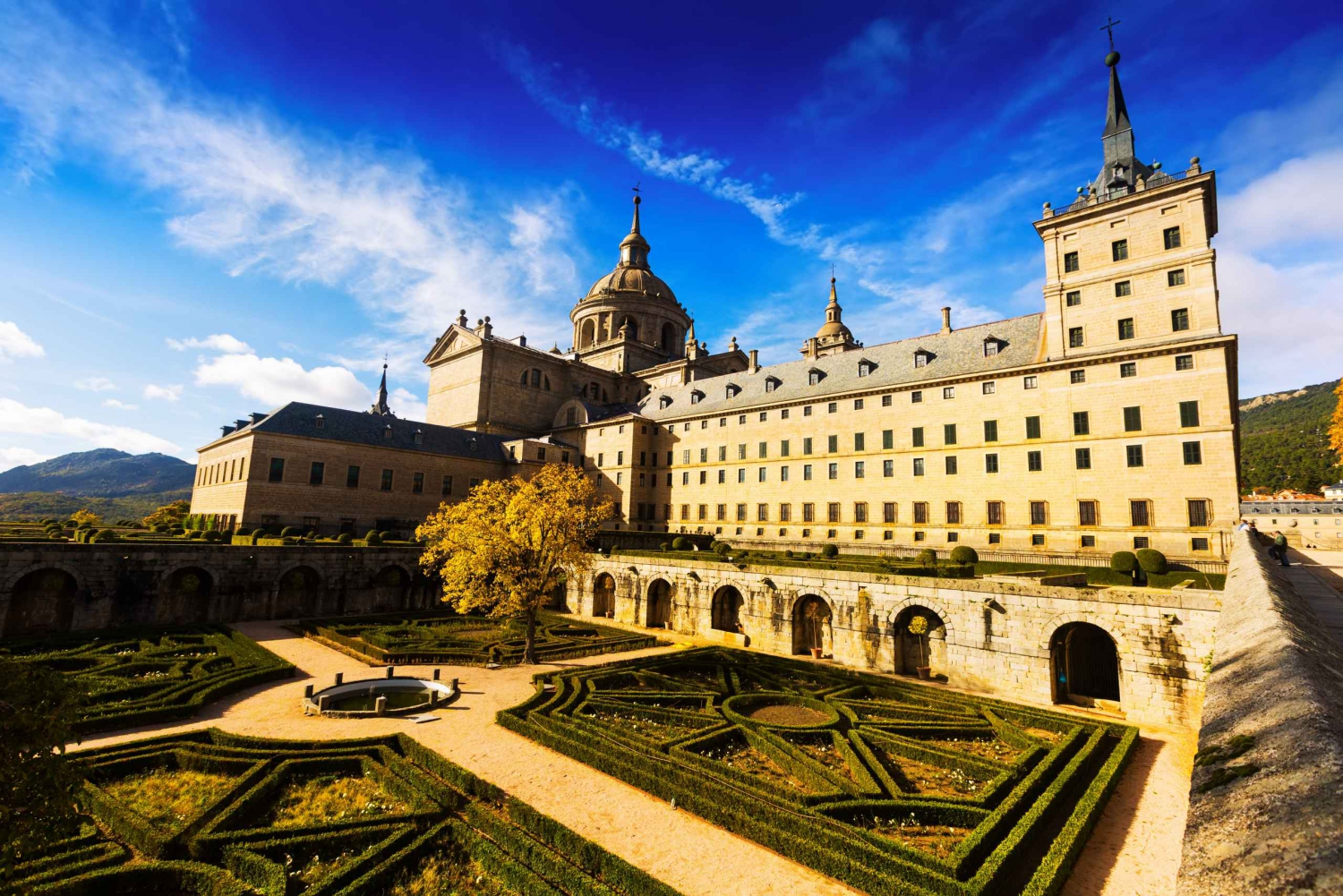 From Madrid: Full Day Avila, Segovia and El Escorial Tour