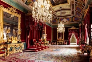 マドリード発：チンチョン、アランフェス、トレドへのガイド付き日帰り旅行