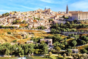 Fra Madrid: Guidet dagsudflugt til Segovia og Toledo