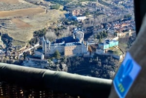 Depuis Madrid : Montgolfière au-dessus de Ségovie avec transfert