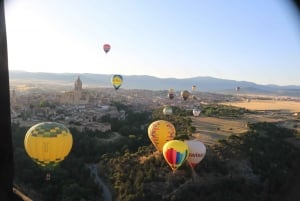 From Madrid: Hot Air Balloon over Segovia with Transfer