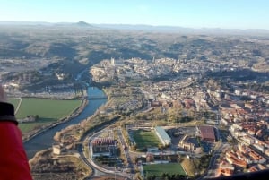 Depuis Madrid : survol de Tolède en montgolfière avec brunch