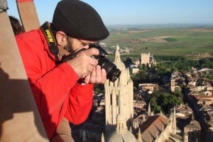 From Madrid: Hot Air Balloon Ride in Segovia with Pickup