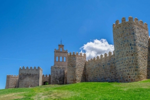 Fra Madrid: Heldagstur til middelalderbyen Toledo og Ávila