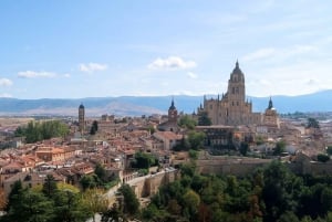 From Madrid: Private Transfer to Segovia