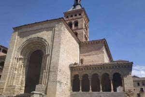 From Madrid: Guided Tour to Toledo and Segovia