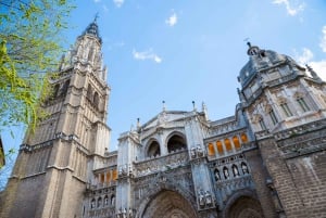 From Madrid: Toledo, Segovia, & Alcazar Small-Group Tour
