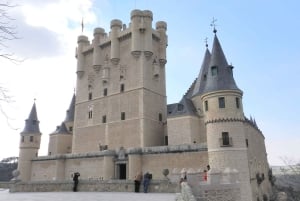 Madrid: Segovia, Ávila en Toledo in 1 dag met tickets en lunch