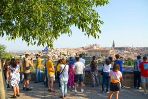 Madrid: Toledo y Segovia Visita guiada de día completo con Alcázar