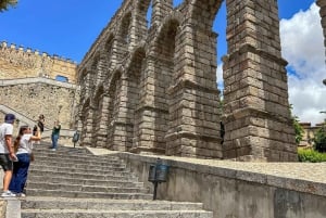 Madrid: Toledo y Segovia Visita guiada de día completo con Alcázar