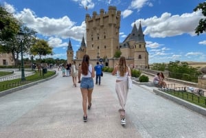 Madrid: Toledo y Segovia Visita guiada de día completo con Alcázar