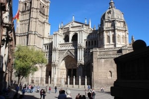 Au départ de Madrid : Visite de Tolède avec dégustation de vin et 7 monuments