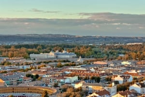 From Madrid: Traditional Villages, Winery Tour & Tapas Lunch