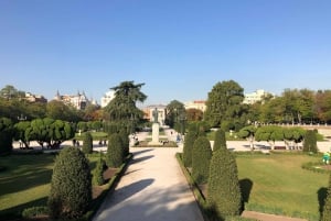 Madrid: Prado Avenue en Retiro Park rondleiding met gids