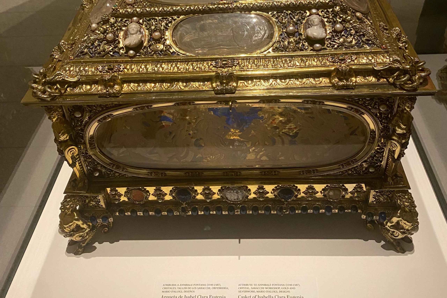 Opastettu kierros kuninkaallisten kokoelmien galleriassa