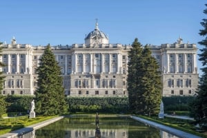 Madrid: skip-the-line guided visit to the Royal Palace and royal gardens