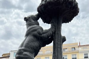 Historiallinen Madrid kävellen: Palatsista Solille