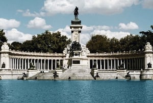 Madrid: Historical Center 2.5-Hour Guided Walking Tour