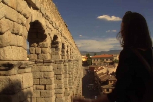 Från Madrid: Historia och charm i Segovia heldagstur