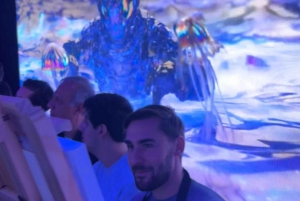 Esperienza artistica coinvolgente con vino illimitato