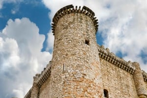 Tour España Interior: Túneles Árabes & Fortalezas Medievales desde Madrid