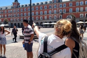 Madrid: 2-Hour City Highlights Guided Walking Tour