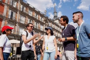 Madri: Excursão de ônibus de 4 horas com ingresso para o Palácio Real