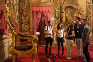 Madri: Excursão de ônibus de 4 horas com ingresso para o Palácio Real