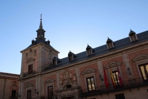 Madrid: Austrias ancient quartier and City Highlights