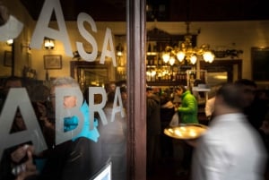 Madrid: Authentieke Tapas Avond Tour met een vleugje Geschiedenis