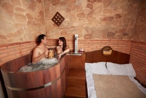 Madrid: Beer Spa Experience with Tastings and Snacks