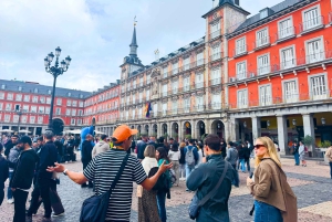 Madridin pyöräretki Churrosin sekä kinkun ja viininmaistelun kanssa Vaihtoehto