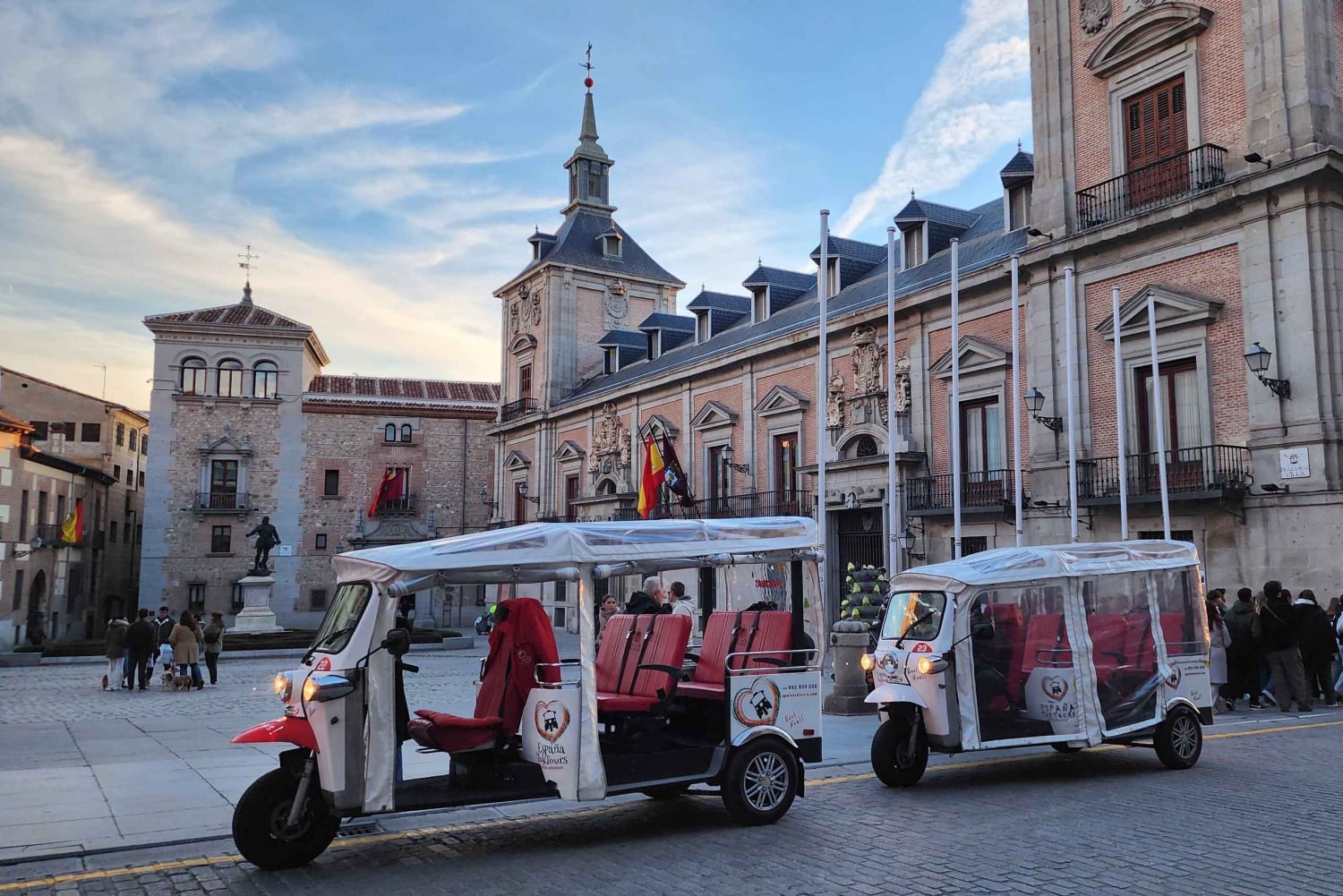 Madrid med Eco Tuk: Privat tur, velg varighet!