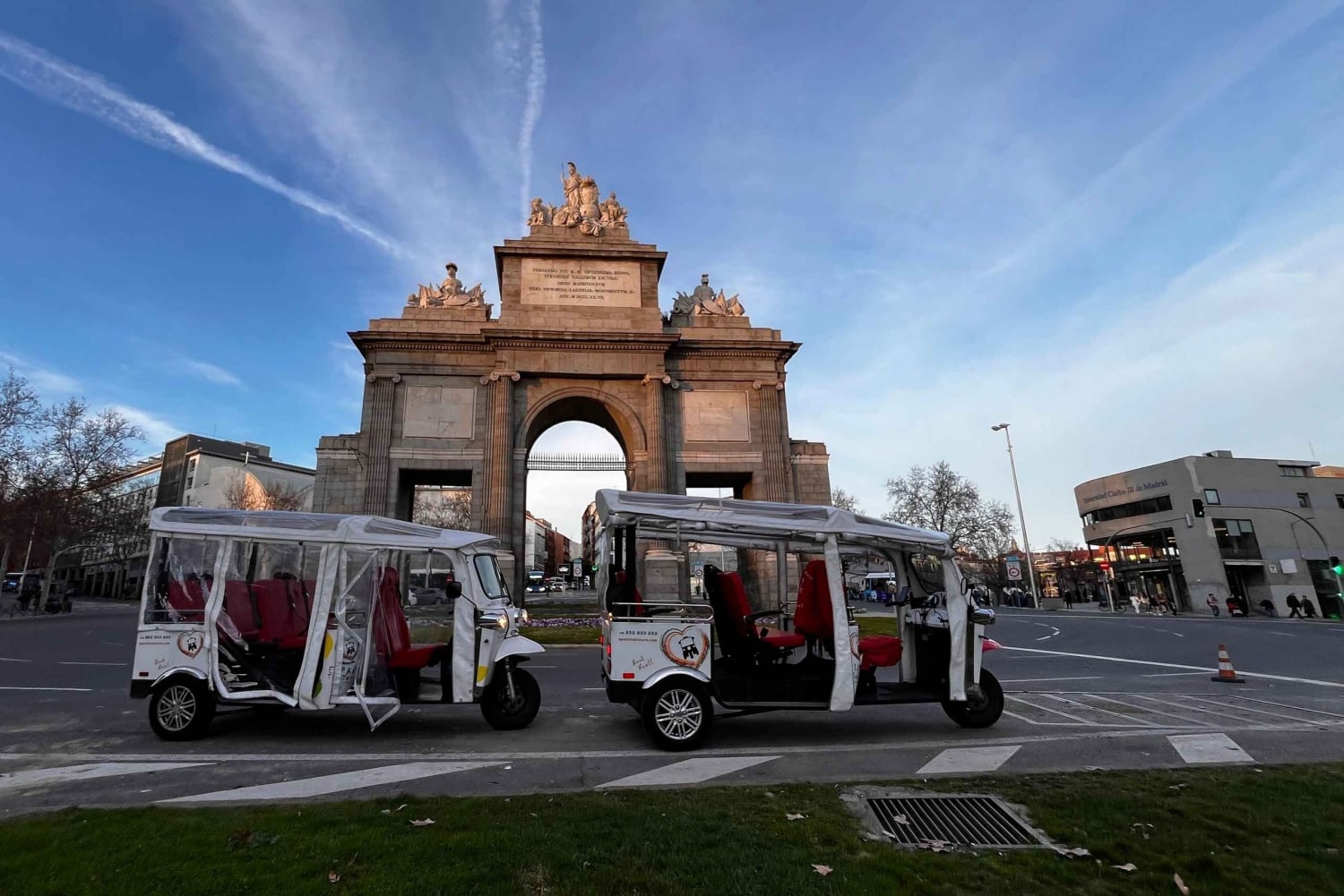 Madrid med Eco Tuk: Privat tur, velg varighet!