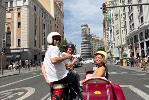 Madrid mit dem Seitenwagen: 2 Stunden ikonische Monumente