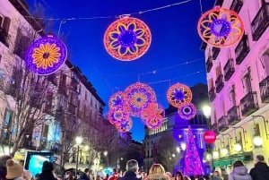 Madrid: Christmas Lights Night Tour by Electric Tuk Tuk